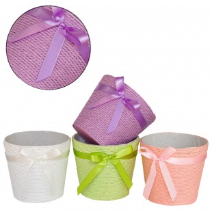 Coș rotund din textil croșetat mov cu fundă pentru aranjamente florale