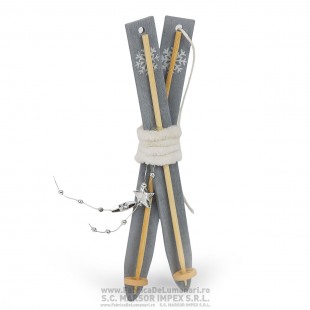 Ornament schiuri din lemn gri cu steluță argintie H16 cm